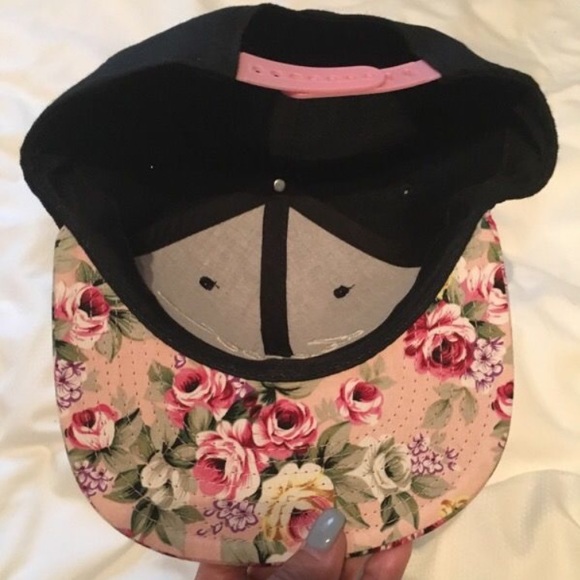 Dopest hat - Picture 2 of 2